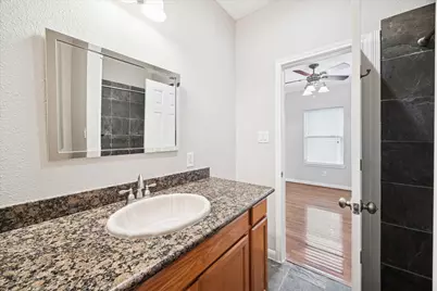 1427 W 25th Street, Houston, TX 77008 - Photo 27
