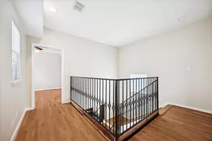 1427 W 25th St, Houston, TX 77008 - Photo 17