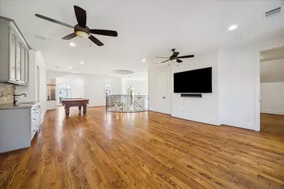 2 Burkhart Forest Court, Houston, TX 77055 - Photo 27