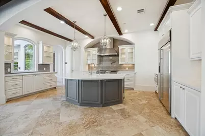 2 Burkhart Forest Court, Houston, TX 77055 - Photo 9