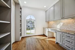 2 Burkhart Forest Ct, Houston, TX 77055 - Photo 25