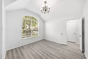 4723 Knights Branch Dr, Sugar Land, TX 77479 - Photo 5
