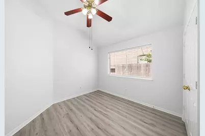 4723 Knights Branch Drive, Sugar Land, TX 77479 - Photo 15