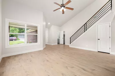 90 W High Oaks Circle, The Woodlands, TX 77380 - Photo 7