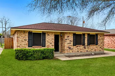 4710 Pine Street, Seabrook, TX 77586 - Photo 1