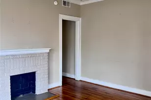 320 W Polk St, Houston, TX 77019 - Photo 9