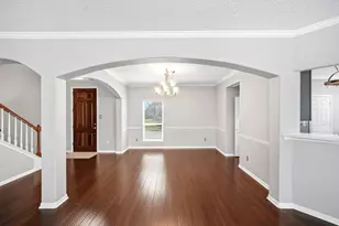1323 Crystal Lake Cir E, Pearland, TX 77584 - Photo 15
