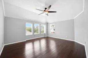 1323 Crystal Lake Cir E, Pearland, TX 77584 - Photo 31