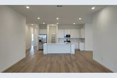 13414 Harbor Point Drive, Texas City, TX 77568 - Photo 11