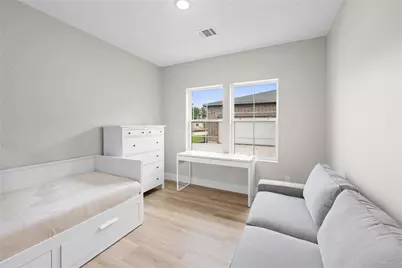 2606 Piemonte Avenue Cir, Spring, TX 77388 - Photo 9