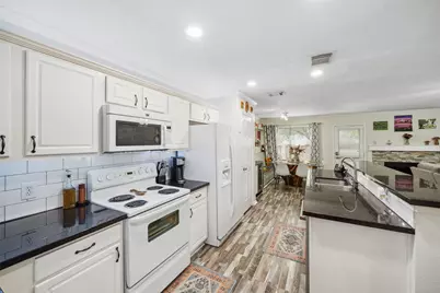 38 Wineberry Place, The Woodlands, TX 77382 - Photo 9