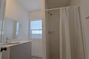 914 E 32nd St, Houston, TX 77022 - Photo 7