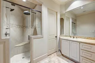 710 Pinehaven Dr, Houston, TX 77024 - Photo 31