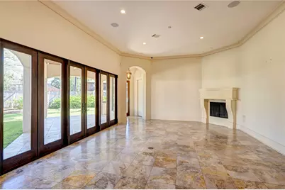 710 Pinehaven Drive, Houston, TX 77024 - Photo 19