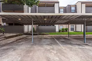 3005 Walnut Bend Ln, Houston, TX 77042 - Photo 15