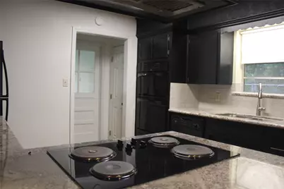 265 Wayne Drive, Clute, TX 77531 - Photo 11