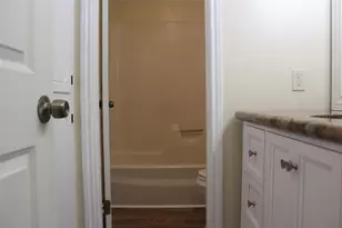 265 Wayne Dr, Clute, TX 77531 - Photo 21