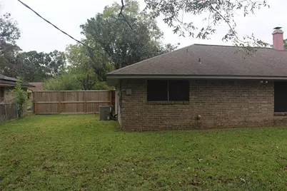 265 Wayne Drive, Clute, TX 77531 - Photo 33