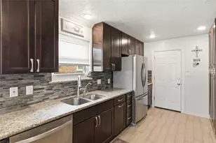 3710 17th St N, Texas City, TX 77590 - Photo 15