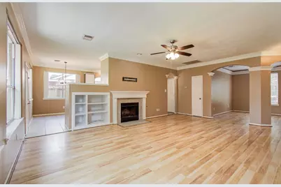 4731 Silverlake Drive, Sugar Land, TX 77479 - Photo 11