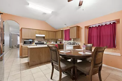 4510 Knights Court, Baytown, TX 77521 - Photo 5