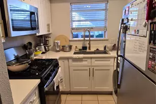 2118 Oakdale St, Houston, TX 77004 - Photo 3