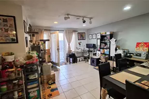 2118 Oakdale St, Houston, TX 77004 - Photo 1