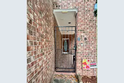 2413 Potomac Drive #D, Houston, TX 77057 - Photo 3