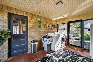 458 N Franklin St, La Grange, TX 78945 - Photo 17