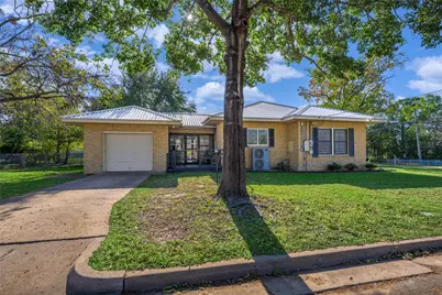 458 N Franklin Street, La Grange, TX 78945 - Photo 3