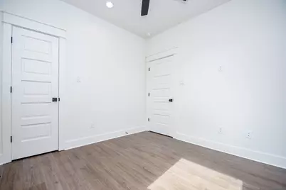 4101 Victoria #A, Dickinson, TX 77539 - Photo 17