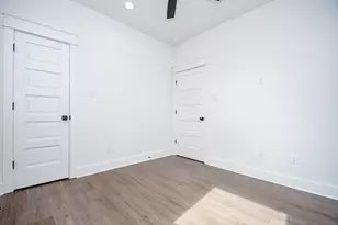 4101 Victoria, Dickinson, TX 77539 - Photo 17