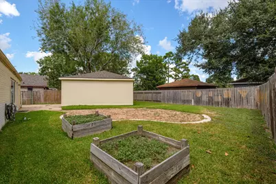15811 Wandering Trail, Friendswood, TX 77546 - Photo 23