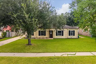 15811 Wandering Trail, Friendswood, TX 77546 - Photo 1