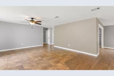 15811 Wandering Trail, Friendswood, TX 77546 - Photo 13