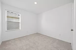 10811 Bird Of Paradise Ln, Houston, TX 77016 - Photo 21