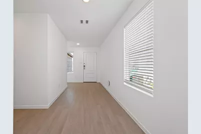 10811 Bird Of Paradise Lane, Houston, TX 77016 - Photo 9