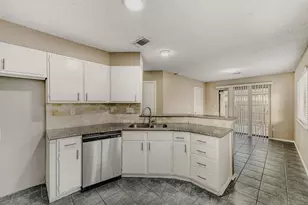 9727 Orangevale Dr, Spring, TX 77379 - Photo 5