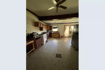 305 Burr Street, Houston, TX 77011 - Photo 13