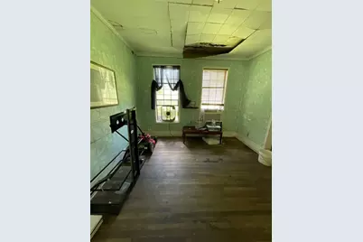 305 Burr Street, Houston, TX 77011 - Photo 11