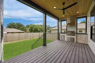 2214 Chantilly Ln, Houston, TX 77018 - Photo 11
