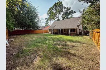 16250 Hollow Wood Drive, Houston, TX 77090 - Photo 17
