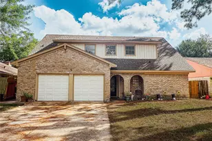 16250 Hollow Wood Dr, Houston, TX 77090 - Photo 1