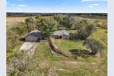 527 County Road 214, Bay City, TX 77414 - Photo 7