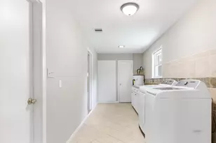 527 County Rd 214, Bay City, TX 77414 - Photo 19