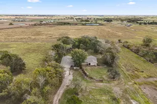 527 County Rd 214, Bay City, TX 77414 - Photo 9