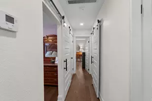 4825 Kingfisher Dr, Houston, TX 77035 - Photo 29