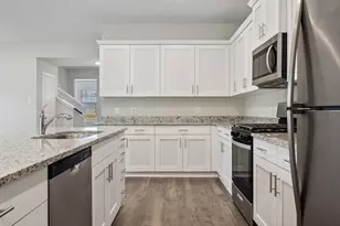 15642 Honey Cv Dr, Conroe, TX 77303 - Photo 7
