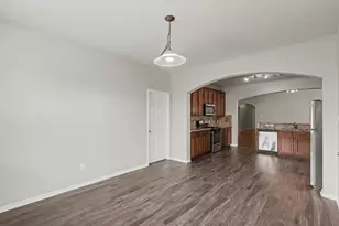 8307 Mandalay Bay Dr, Baytown, TX 77523 - Photo 9