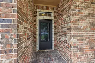 8307 Mandalay Bay Dr, Baytown, TX 77523 - Photo 3